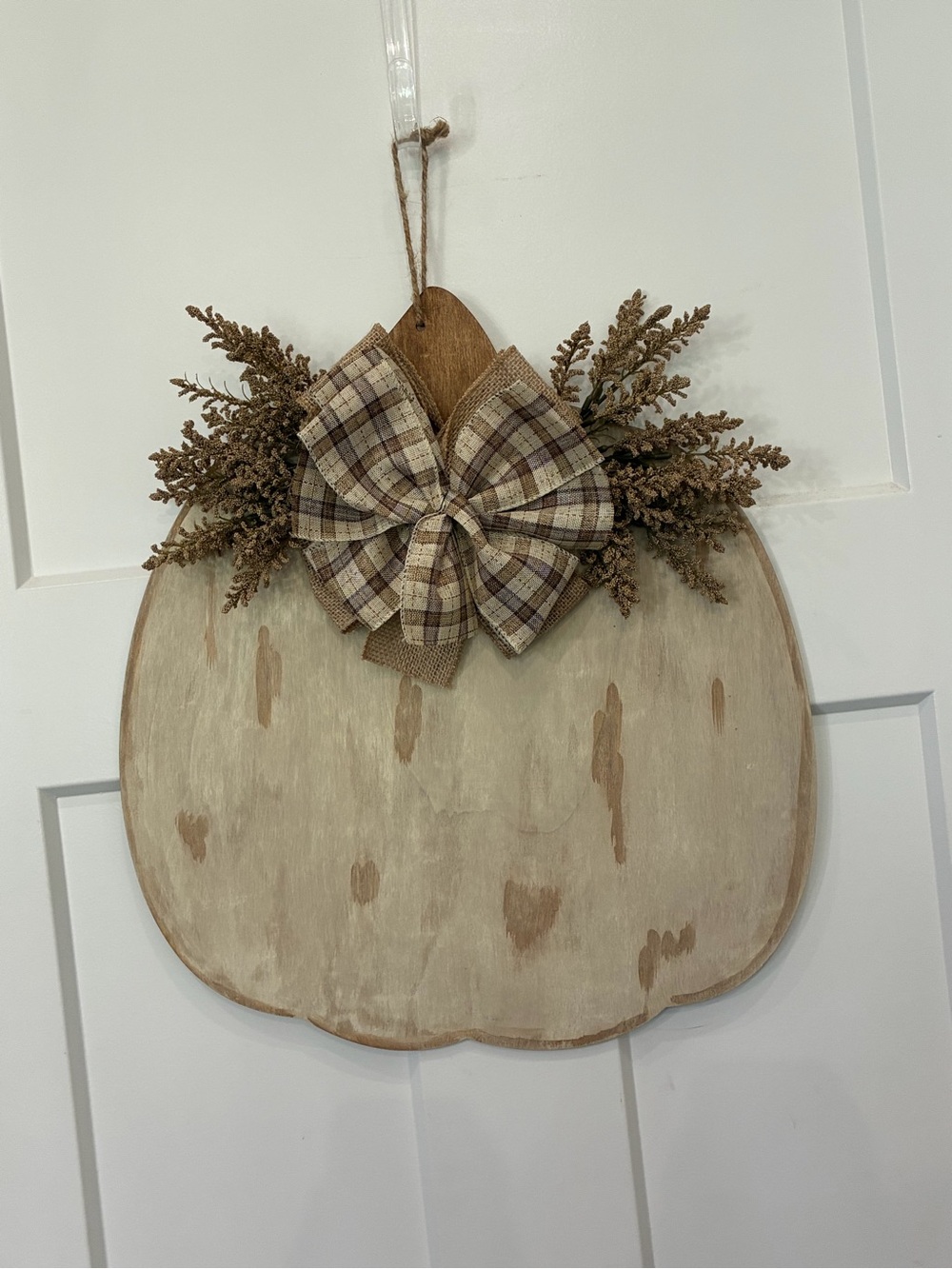 Rustic Cream Pumpkin Door Hanger with Plaid Bow